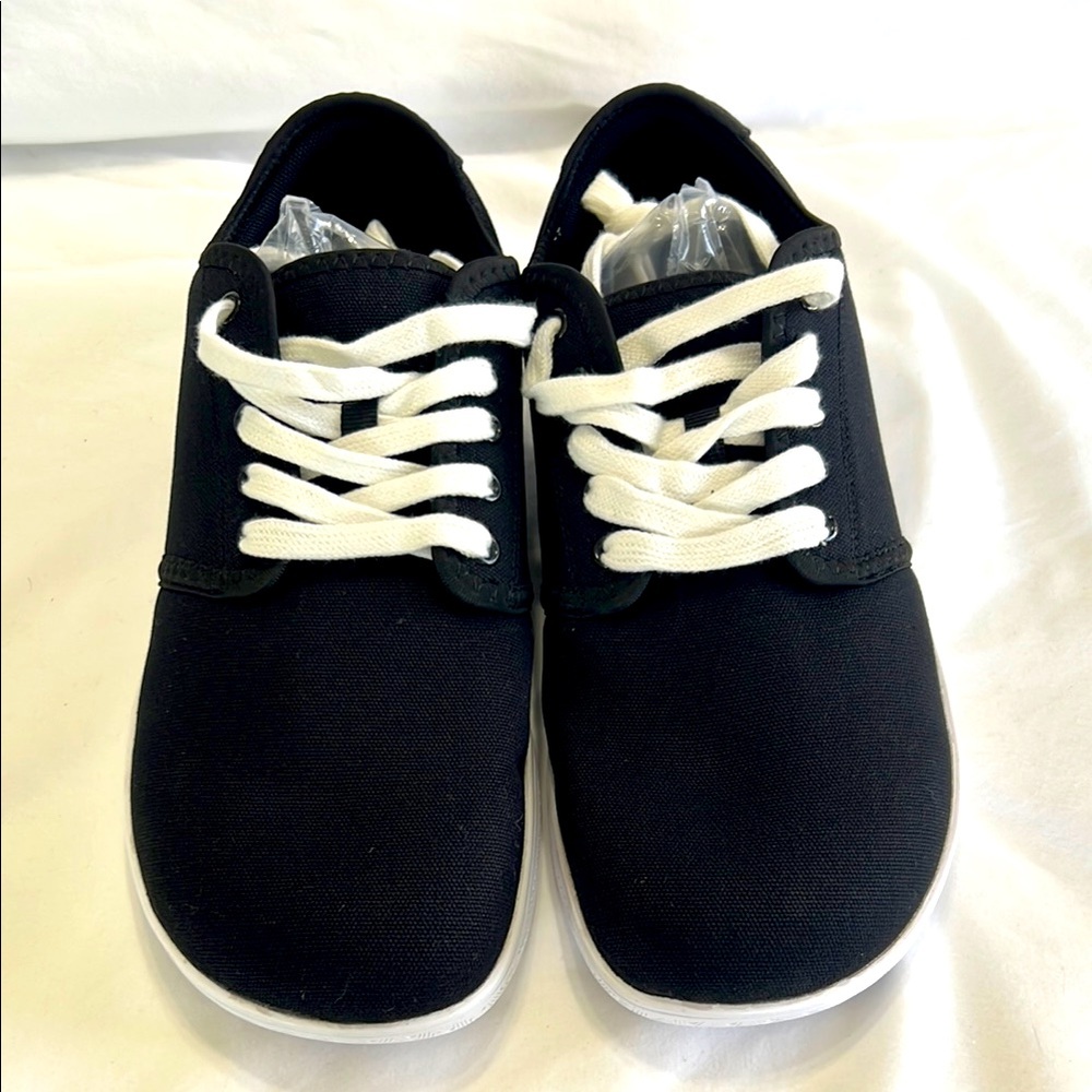 Men’s black lace up shoes‎ size 9